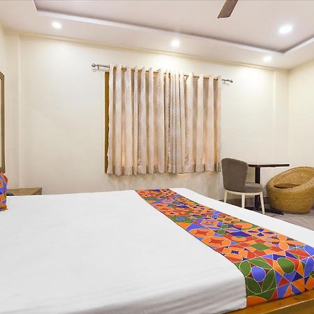 Fabhotel The Eden Ruby Колката Екстериор снимка