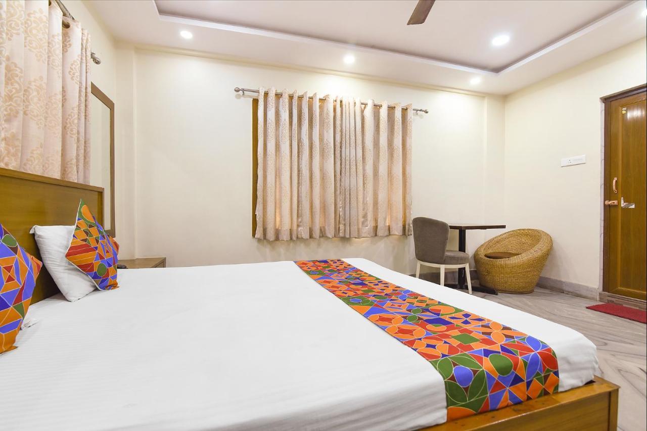 Fabhotel The Eden Ruby Колката Екстериор снимка